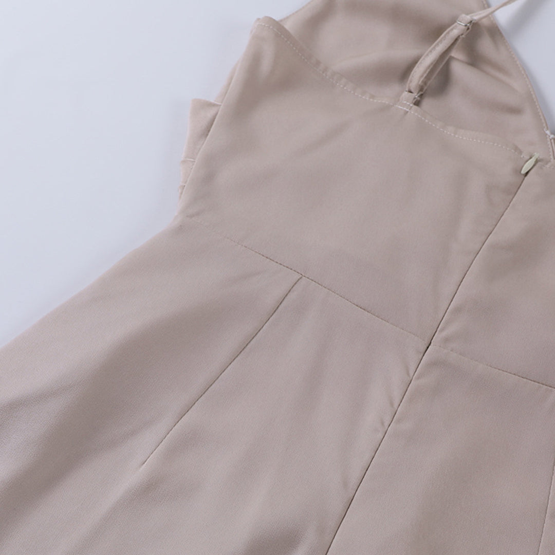 Evangelia | Vestido Largo de Satén Cruzado con Escote en V – Glamuroso