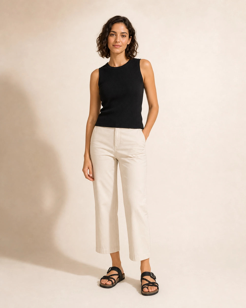 Sandalias planas de mujer con tiras trenzadas y hebilla — image 3
