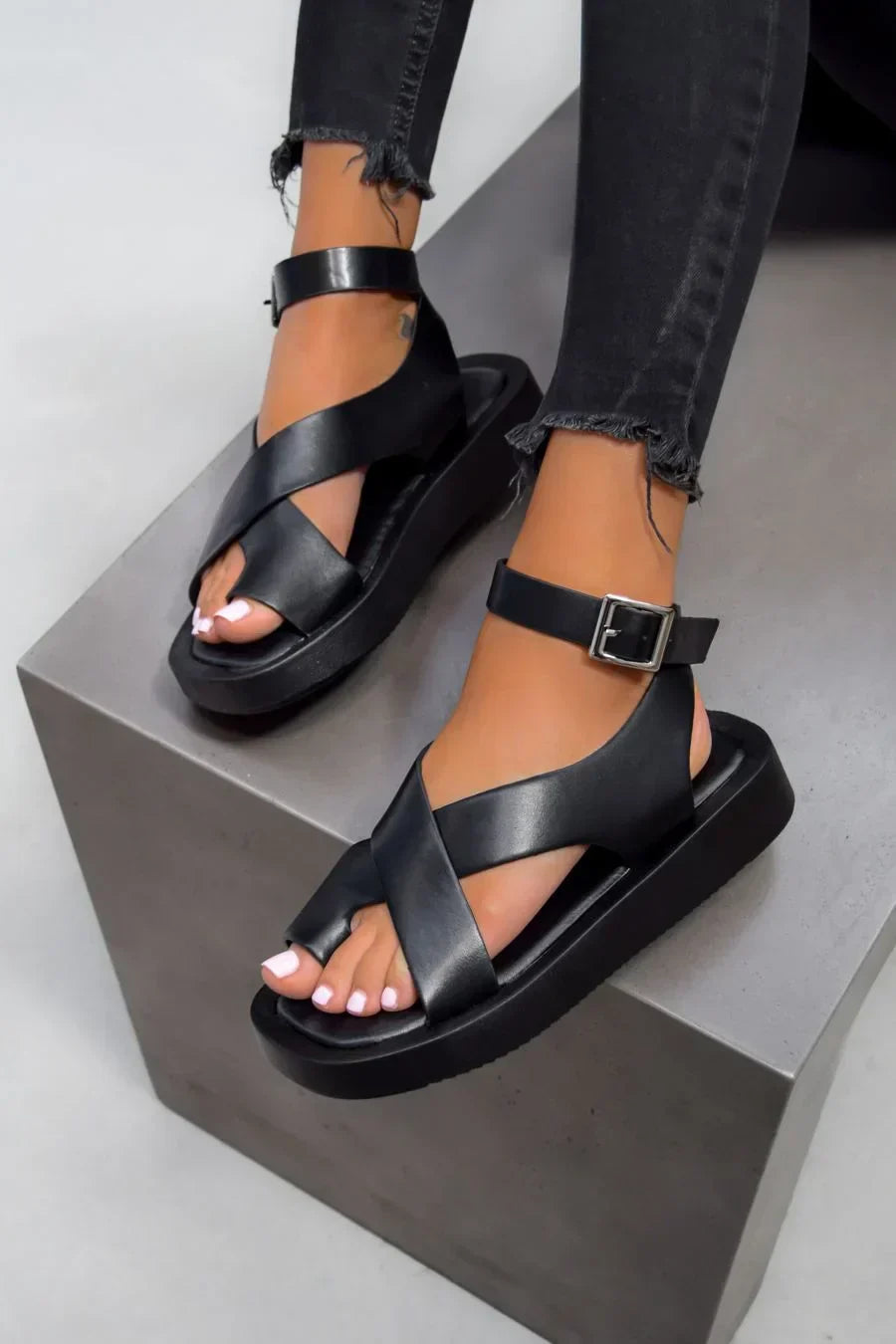 Sandalias Gladiadoras de Mujer – Cuero Coral Plataforma Tira al Tobillo