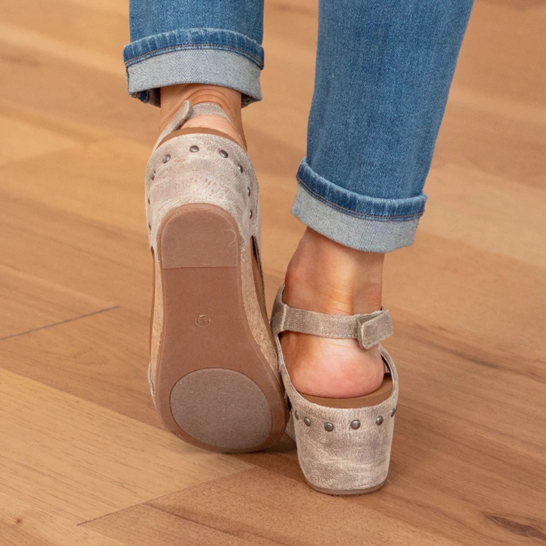 Serenity | Sandalias de Cuña con Plataforma de Ante – Comodidad y Altura