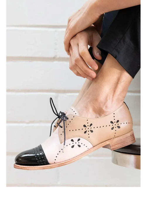 Women's Lace-Up Loafers – Closed Toe Cutout Contrast Toe Panel