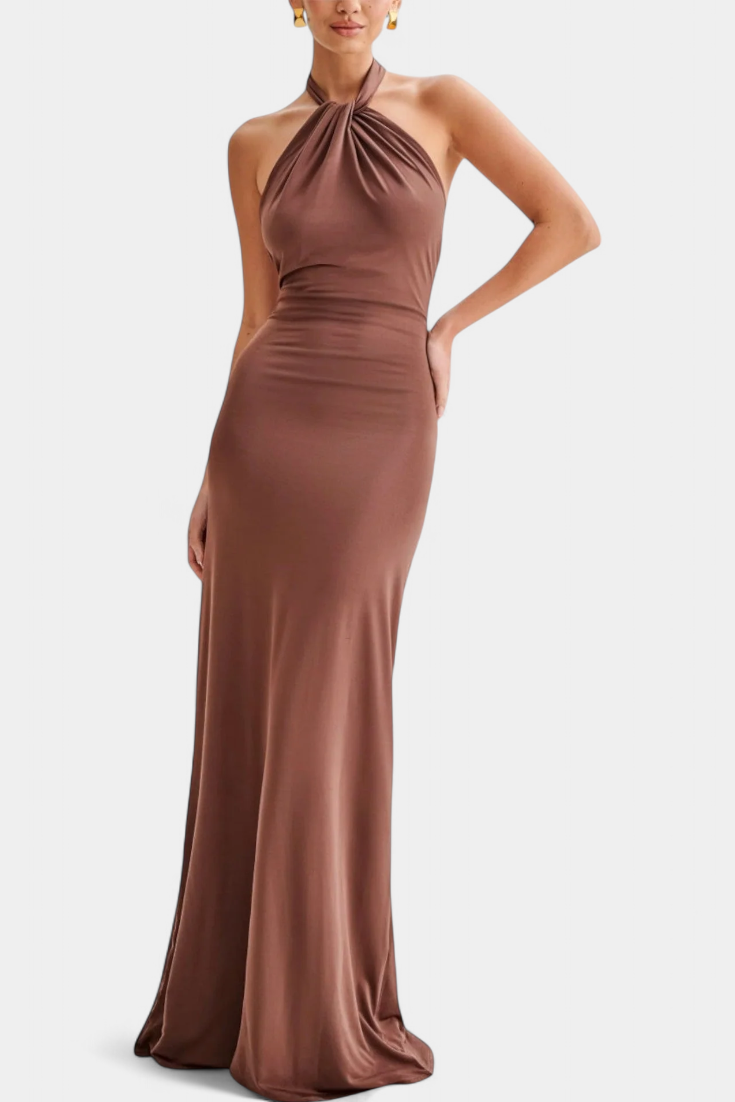 Trinity | Vestido Halter Ajustado con Detalle Fruncido y Espalda Baja