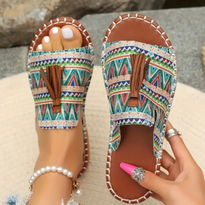 Serenella | Alpargatas Boho Tejidas con Borlas