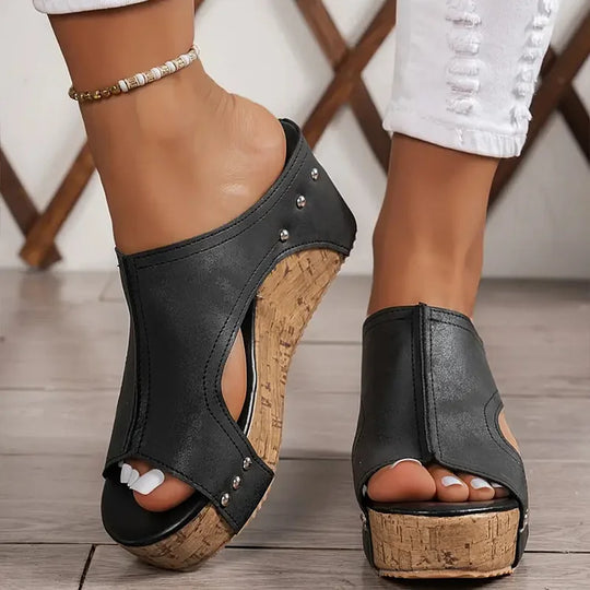 Sandalias de Cuña Plataforma de Mujer – Mules Negras Corcho con Tachuelas