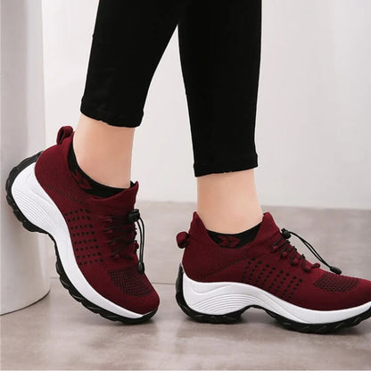 Zapatillas de Punto con Plataforma – Suela Elástica y Comodidad Tipo Nube