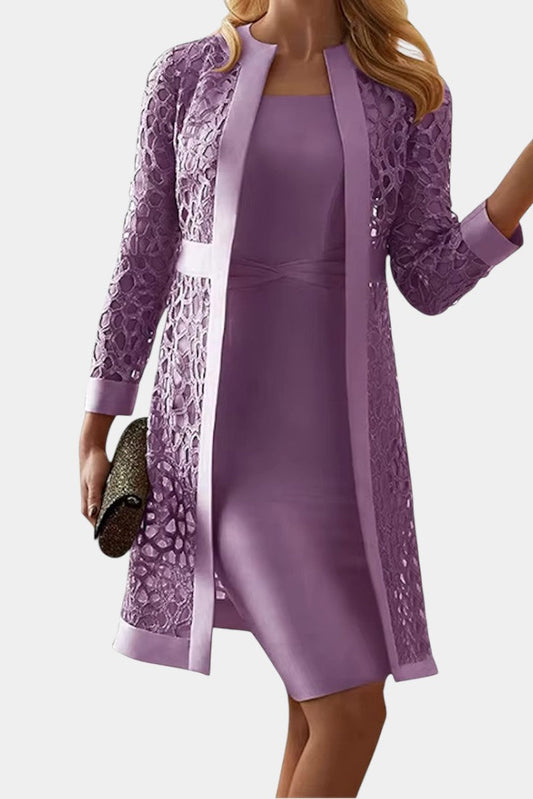 Cordelia | Conjunto Bodycon de Dos Piezas con Encaje y Abertura Frontal Elegante