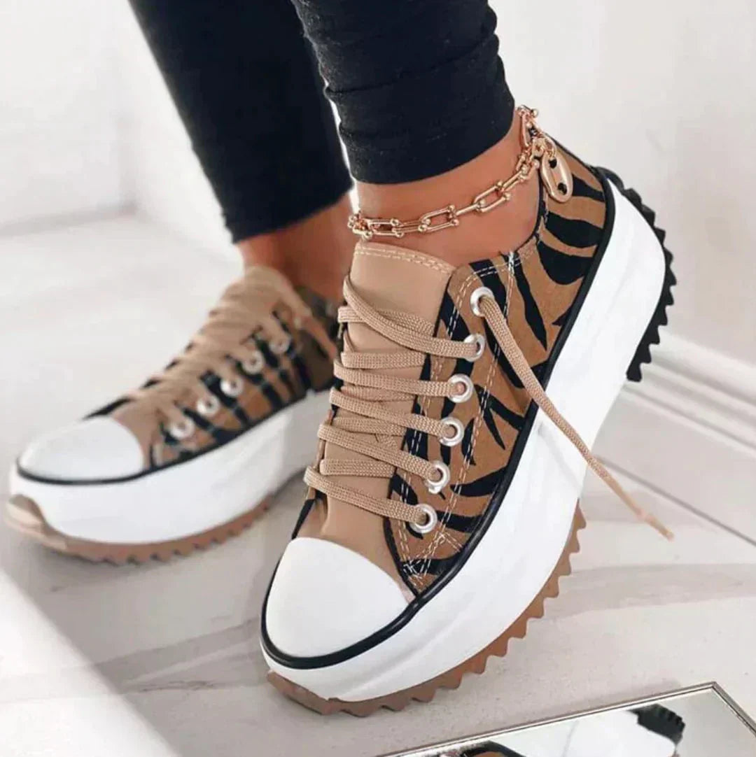 Women's Orthopedic Sneakers – Low Cut Lace-Up Metal Eyelets