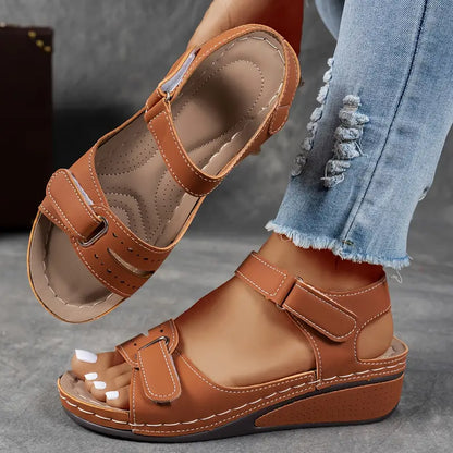 Belcanto | Sandalias de Cuña con Plataforma de Cuero y Velcro