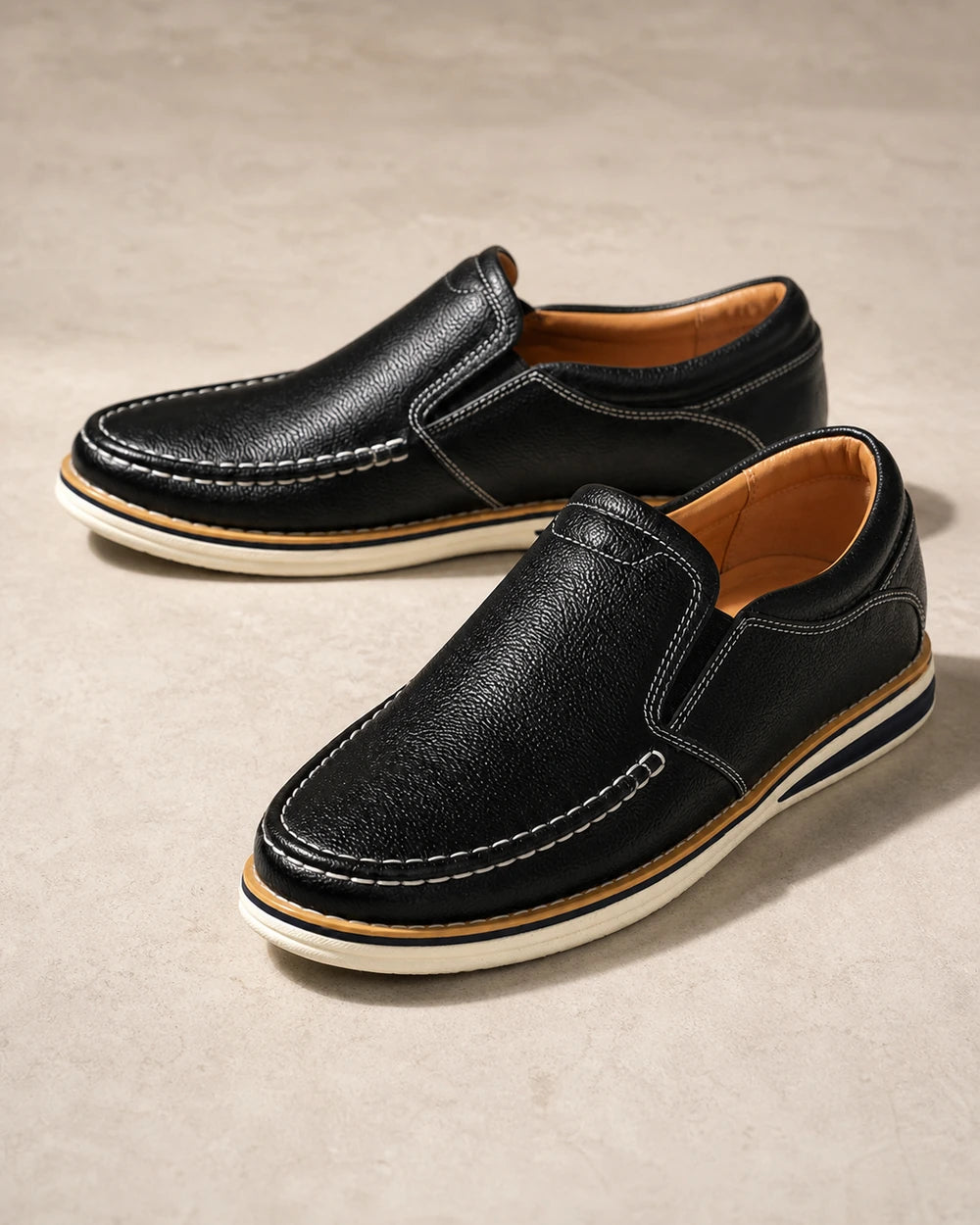 Mocasines slip-on de hombre con costuras a mano y paneles elásticos — image 2