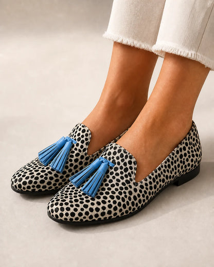 Mocasines animal print con borlas azules — Imagen del producto 1