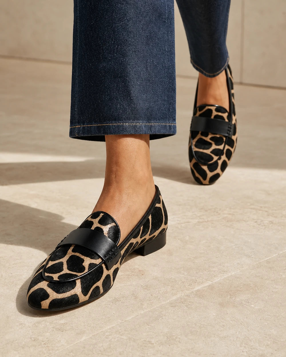 Mocasines animal print con ribete negro — Imagen del producto 7