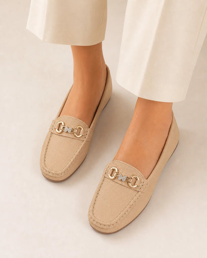 Mocasines de mujer con cadena dorada — Imagen del producto 5