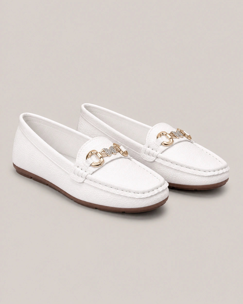 Mocasines de mujer con cadena dorada — Imagen del producto 10
