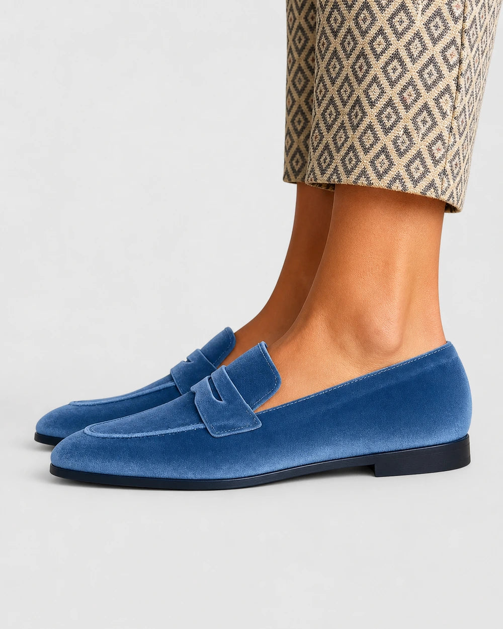 Mocasines azules con antifaz tono sobre tono — Imagen del producto 4