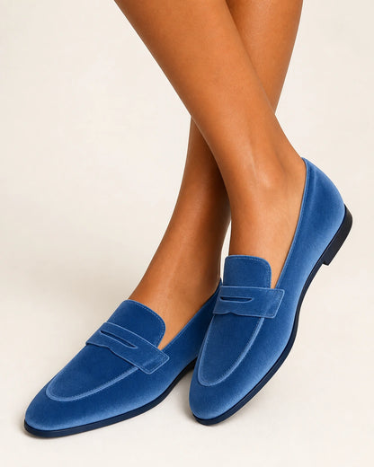 Mocasines azules con antifaz tono sobre tono — Imagen del producto 5