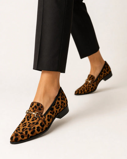 Mocasines leopardo de punta con hebilla metálica — Imagen del producto 7