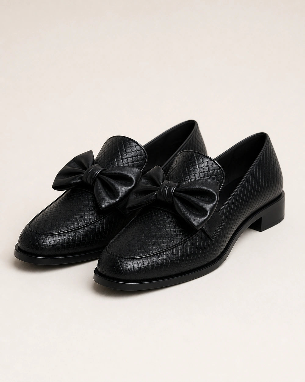 Mocasines negros con lazo y tacón bajo — Imagen del producto 9