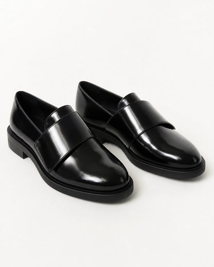 Mocasines negros brillantes con correa — Imagen del producto 9