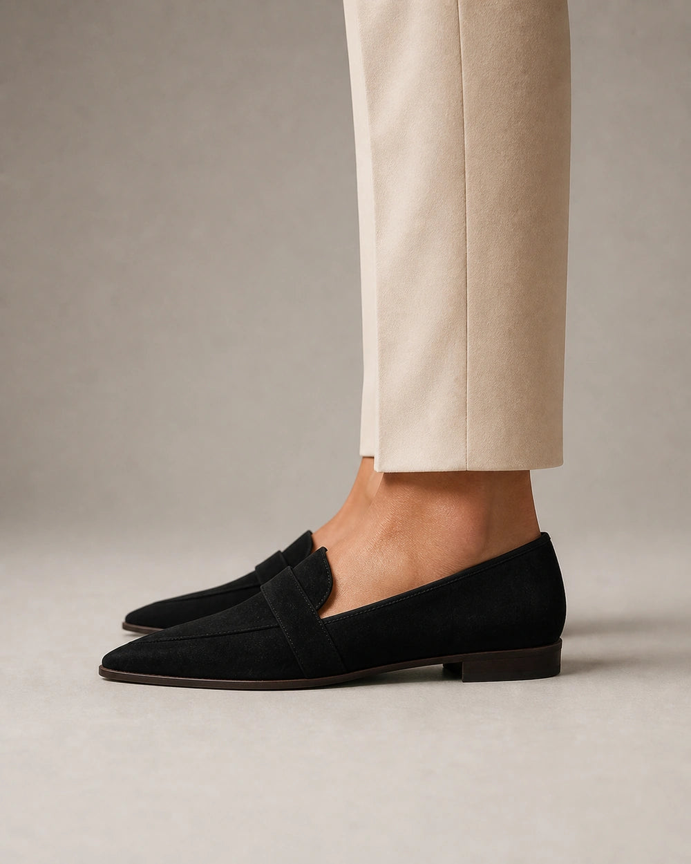 Mocasines de mujer de punta con antifaz — Imagen del producto 4