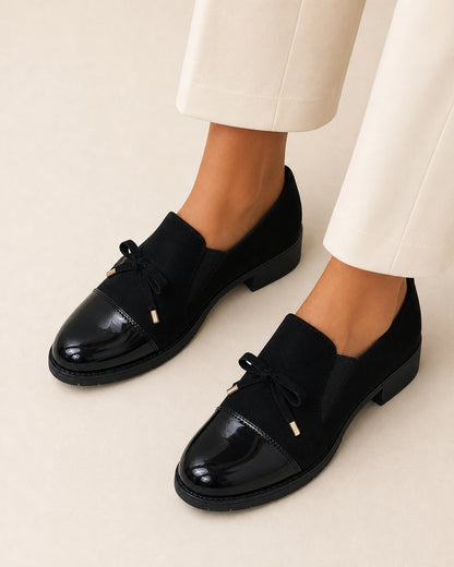 Mocasines con puntera brillante y lazo — Imagen del producto 5