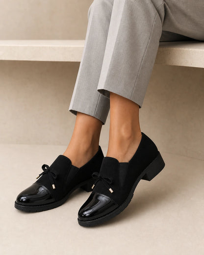 Mocasines con puntera brillante y lazo — Imagen del producto 8