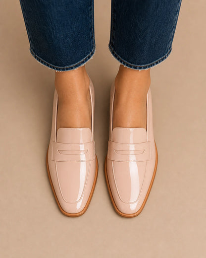 Mocasines rosa empolvado brillantes con tacón bajo — Imagen del producto 5