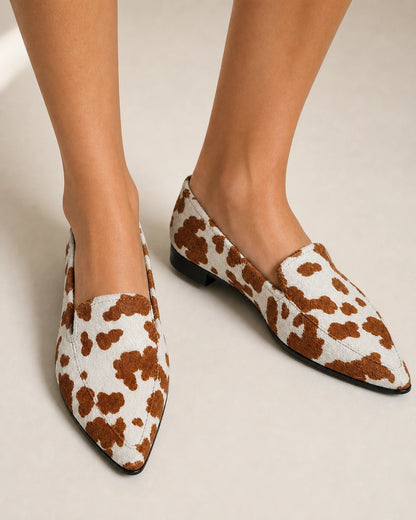 Mocasines de punta con estampado vaca — Imagen del producto 5