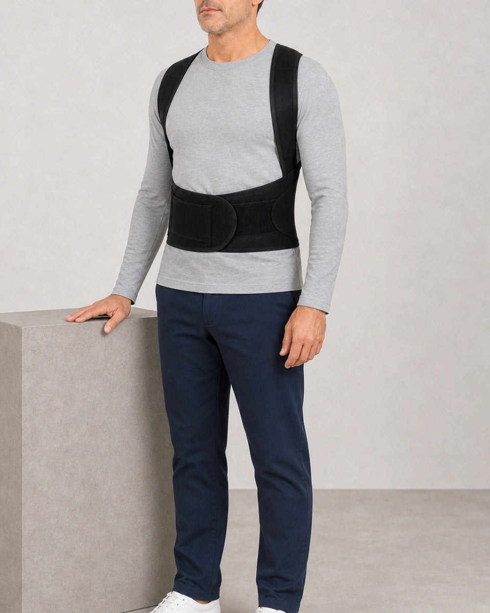Corrector de espalda y postura con faja lumbar ajustable y tirantes cruzados – Cierre frontal