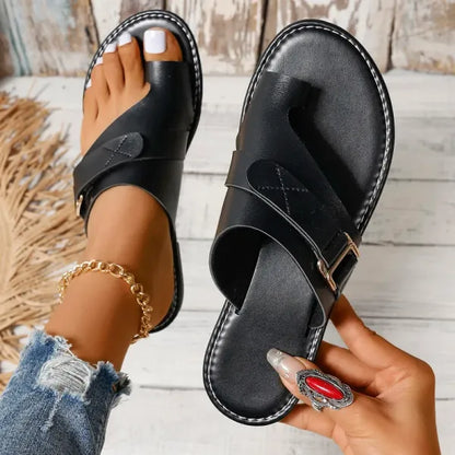 Sandalias Planas de Mujer – Cuero Negro Anillo en Dedo Hebilla Slide
