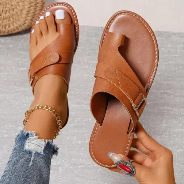 Sandalias Planas de Mujer – Cuero Negro Anillo en Dedo Hebilla Slide