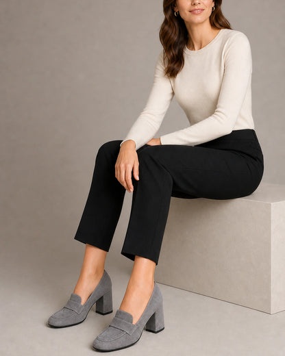 RAVENNA-QUALITY-REMAKE-2026-07-22 — ravenna-grey-07-seated-styling.webp