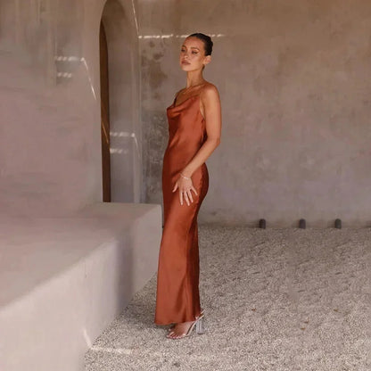 Calliope | Vestido Largo Elegante de Satén Escote Drapeado Lencero Corte al Bies Noche