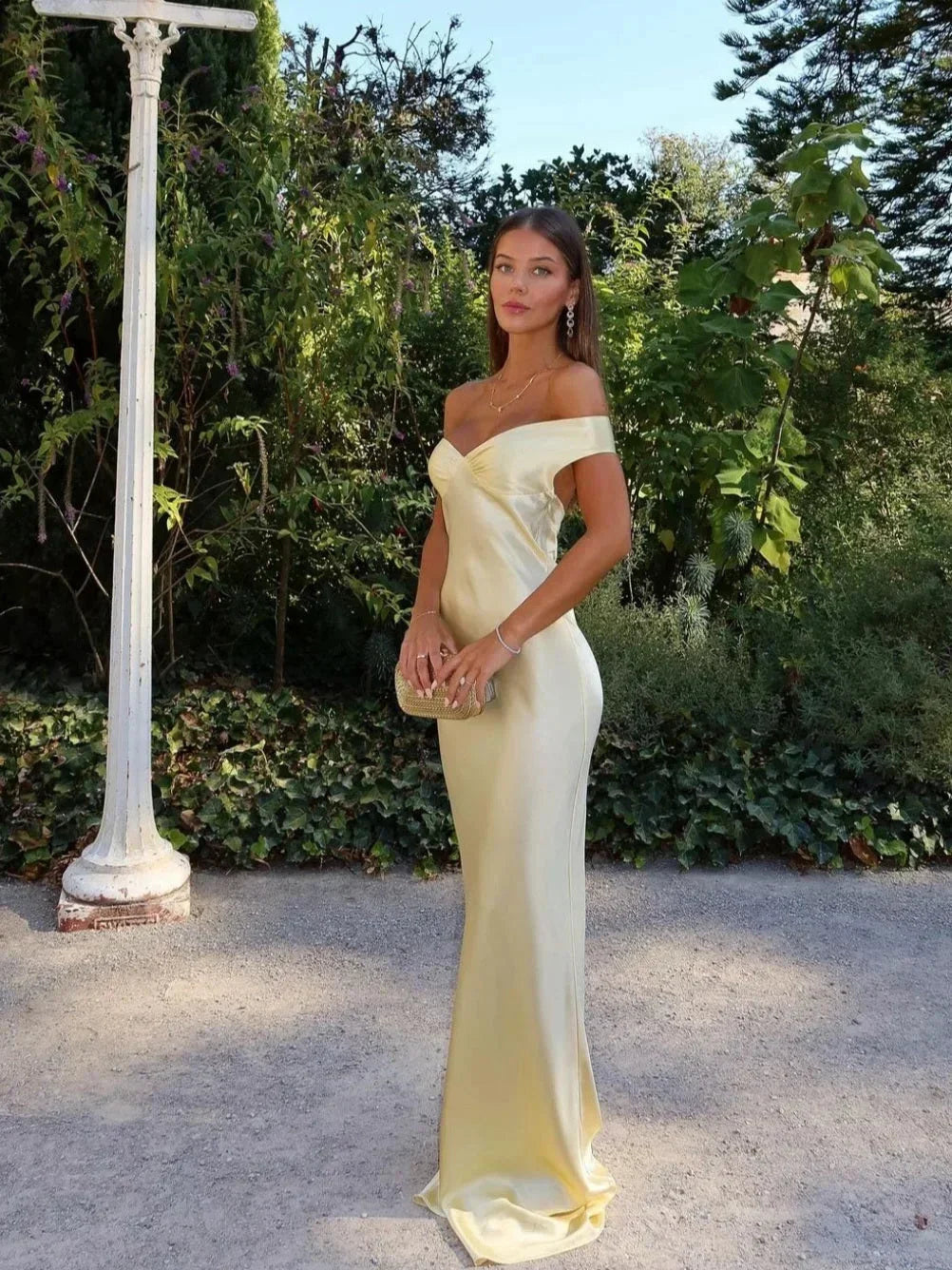 Fiammetta | Vestido Largo Elegante de Satén Hombros Descubiertos Ajustado Noche