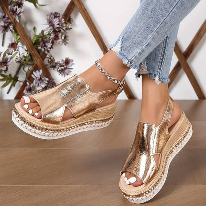 Belcantara | Sandalias Mule de Plataforma Metalizada Plateada